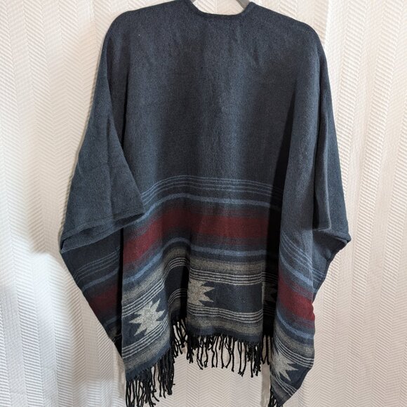 Charlie Paige Cape Navy Fringe Cozy Woven Wrap Shawl Southwestern Aztec NWT - Picture 6 of 12
